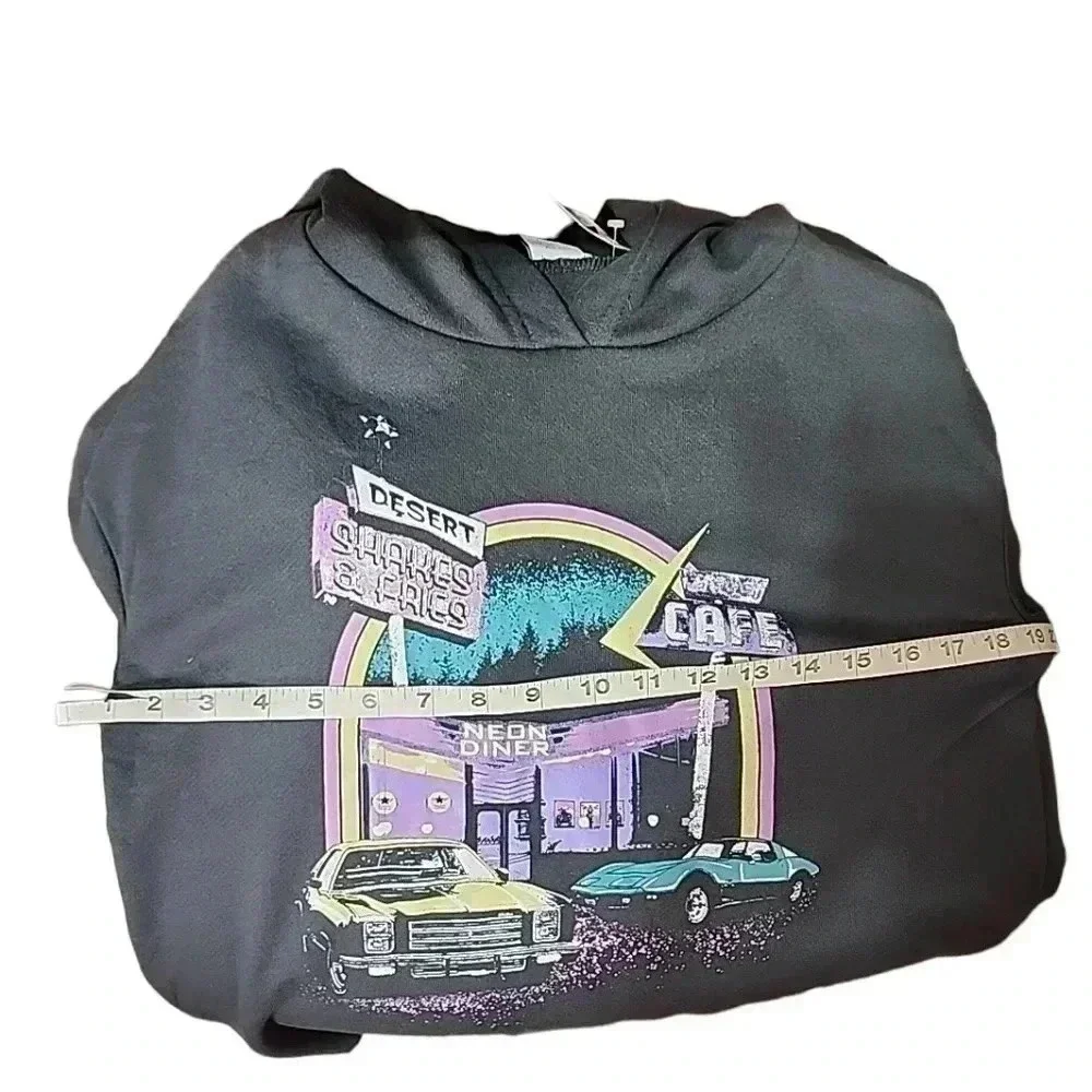 DESERT Shakes & Fries Cropped Fleece Hoodie. Nwt size small - Picture 4 of 10